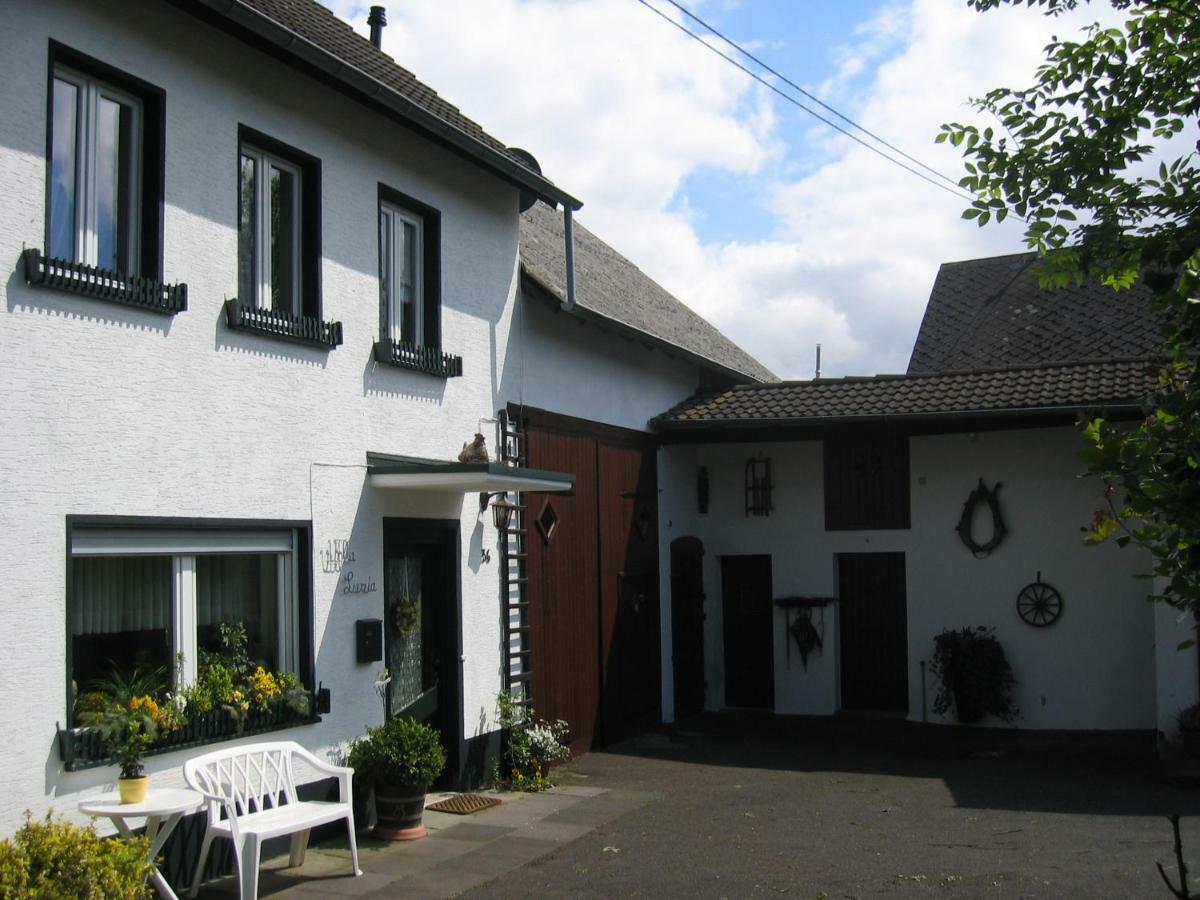 Villa Luzia Meuspath Luaran gambar